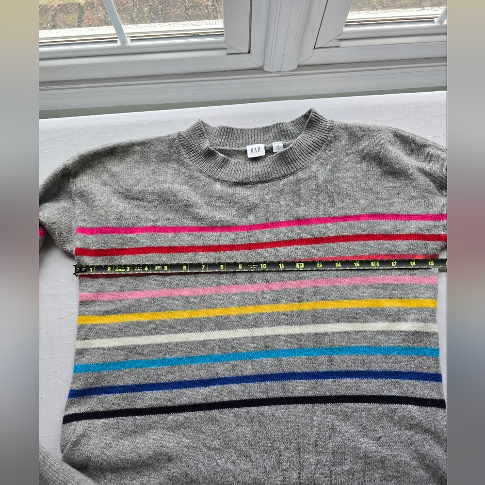 GAP Women's Gray Sweater with Multicolor Stripes Colorful Feastive - Picture 7 of 8